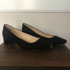 Nine West Black Suede Pumps Size 7